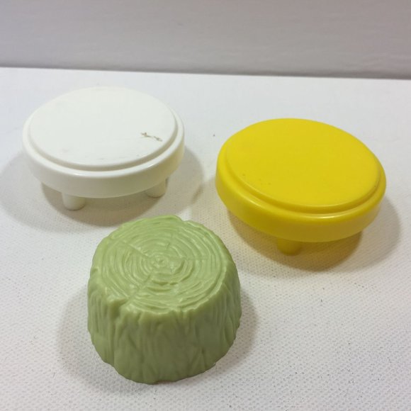 Assorted Mini Dollhouse Furniture Tree Stump Fork Blanket Rock Band Instruments - Picture 11 of 15